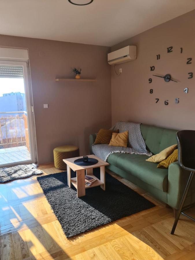 Apartman *Joy* Osijek Exterior photo